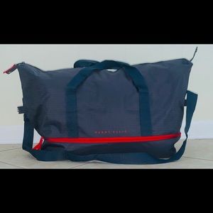 Perry Ellis Duffel / Travel bag